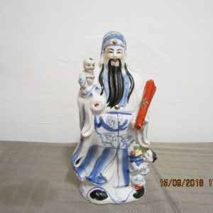 Porcelán figura