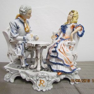 porcelán figura