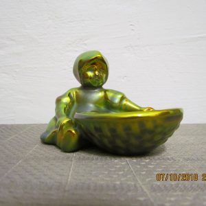 zsolnay figura